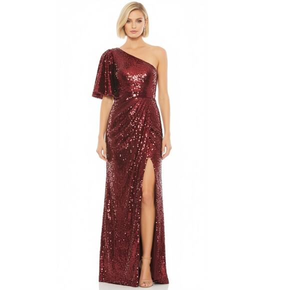 Mac Duggal 12 - Picture 1 of 13